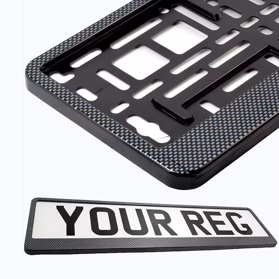 Qualitäten Produkt American Car Accessories Kunststoff/Maßanfertigung/Edelstahl/Aluminium-ABS/Klassischer Nummernschildrahmen/Halter/Form/Abdeckung aus Kohlefaser